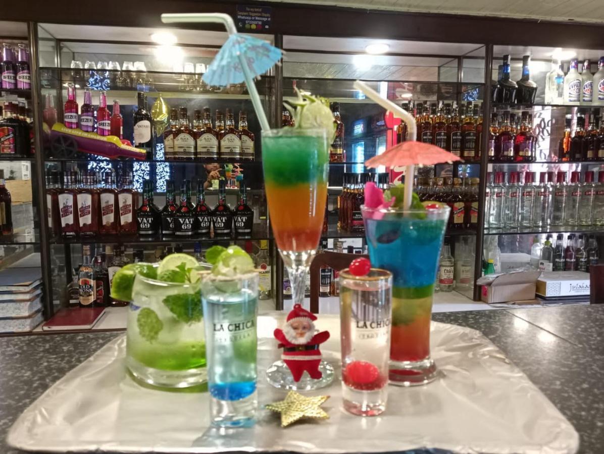 Hotel Samrat Baharampur ภายนอก รูปภาพ