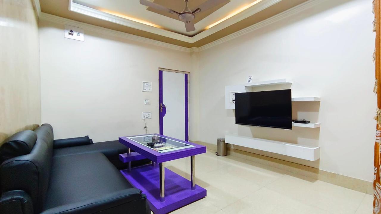 Hotel Samrat Baharampur ภายนอก รูปภาพ